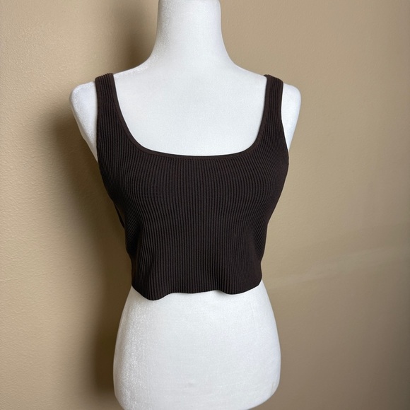 Aritzia Babaton Ribbed Sculpt Knit Square Neck Crop Tank Top- Large - Picture 1 of 8